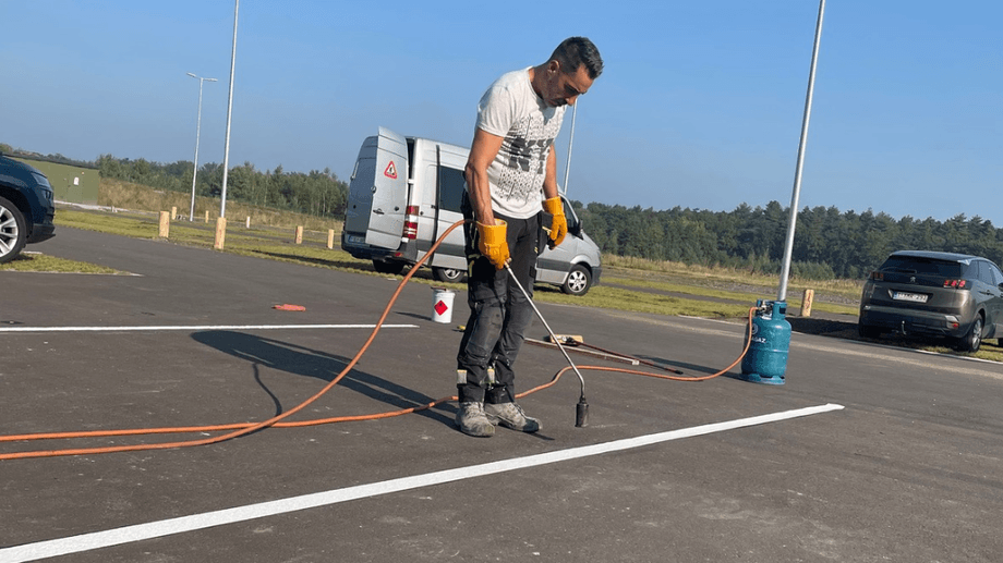 Thermoplast wegmarkering en belijning – Eenvoudig online kopen voor duurzame resultaten!