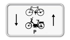 Panneau G2000 - M17 - Les cyclistes et les cyclomoteurs sont autorisés dans les deux sens
