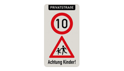 Warnschilder - Privatstraße - Höchstgeschwindigkeit und Achtung Kinder!