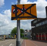 Afplakband voor verkeersborden zwart (100 meter)