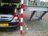 Poteau de guidage pour parking en plastique - Blanc/rouge - Ø80mm - supports