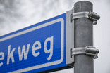 Straatnaambord KOKER 900x200mm - max. 16 karakters - met wijk- of plaatsnaam - NEN1772