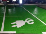 Wegmarkering parkeervak groen + symbool oplaadpunt - wegenverf