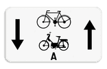Verkeersbord SB250 M5 onderbord  - Fietsers en bromfietsers klasse A mogen in 2 richtingen 700x400 mm