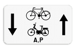 Verkeersbord SB250 M18 onderbord - Fietsers, bromfietsen klasse A en speed pedelecs mogen in 2 richtingen - 700x400mm
