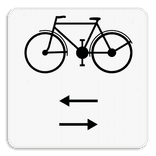 Verkeersbord SB250 M9 onderbord - Fietsers in twee richtingen op de dwarslopende weg die je gaat oprijden