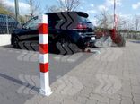 Parkeerpaal staal 70x70mm wit rood - neerklapbaar met bodemmontage