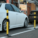 Poteau Kickback Jaune/Noir Ø60 mm – Balise Flexible de Sécurité Routière