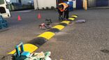 Extrémité de ralentisseur en plastique recyclé jaune/noir – 60 mm – 10 km/h
