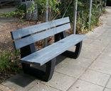 Banc public bicolore avec dossier en plastique recyclé - Govaplast - modèle Bonn ML 360