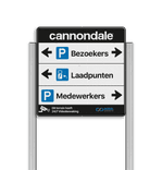 Portaalsysteem TS met informatiebord 1:1 met aluminium geborstelde staanders