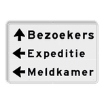 Verkeersbord route met 3 regels tekst en pijlen - reflecterend