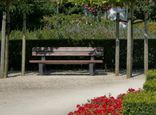 Banc public bicolore avec dossier en plastique recyclé - Govaplast - modèle Bonn ML 360