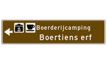 Verwijsbord toeristisch (bruin) - met 2 pictogrammen, 2 regels tekst en pijl