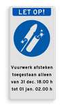 Informatiebord vuurwerk afsteken toegestaan met pictogram en tekst met tijden