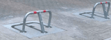 Anti parkeerbeugel verzonken 835x400x48mm staal + betonfundatie - in straatwerk