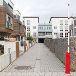 Elektrische Schranke mit Solarpanel für Sperrbreiten bis 2.500 mm