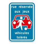 Panneau d'informaion - Rue réservée aux jeux - Véhicules autorisés