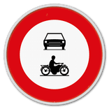 Panneau G2000 - C5 - C7 - Accès interdit aux conducteurs de véhicules à moteur à plus de deux roues et motocyclettes