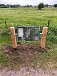Montageframe houten staanders - lessenaar natuurgebied - 140x140x1500mm