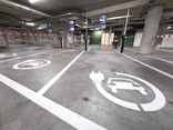 Wegmarkering symbool - Oplaadpunt elektrische voertuigen - wegenverf