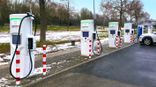 Poteau de protection pour borne de recharge blanc/rouge Ø89 mm