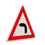 Verkehrszeichen 103-10 - Kurve (links) / Linkskurve