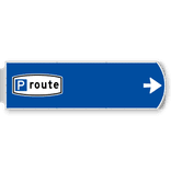 Handwegwijzer groot rechtswijzend met picto P-route 1623x481mm