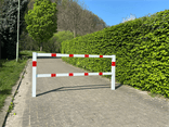 Fietssluis staal 70x70mm wit-rood - montage in de grond - diverse lengtes