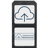 Bermpaal met twee bordjes met eigen ontwerp- reflecterend