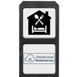 Verzwaarde bermpaal met twee bordjes aanduiding B&B (Bed & Breakfast) + logo