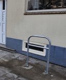 Plaatsing fietsbeugel met betonvoeten incl. straatwerk - op eigen terrein