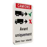 Panneau d’information Entrée des camions uniquement en marche avant