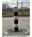 Verkeerseiland vluchtheuvel compleet kunststof zwart met glasbol reflectoren