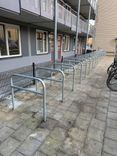 Fietsnietje staal 900x1300mm met tussenbuis - met grondankers