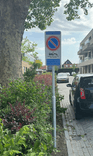 Verkeersbord verboden te parkeren - eigen terrein - wegsleepregeling - verboden toegang