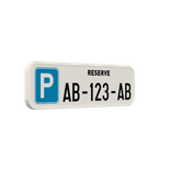 Panneau de parking réservé avec plaque d’immatriculation personnalisée
