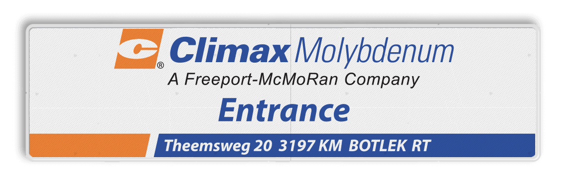 Entrancebord 3000x800x28mm + logo en ondertekst (2 delig)