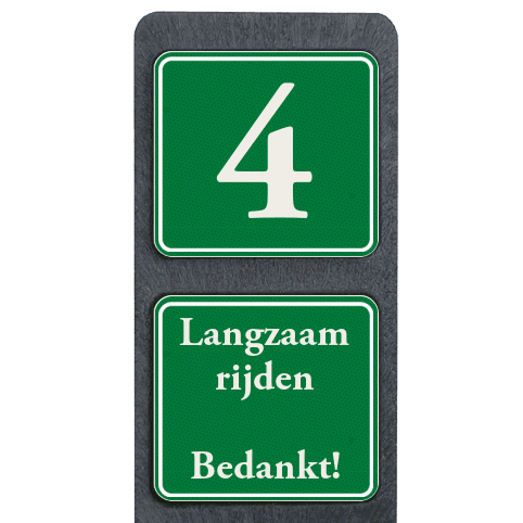 Huisnummerpaal met huisnummerbord en tekstbord - klasse 3 reflecterend