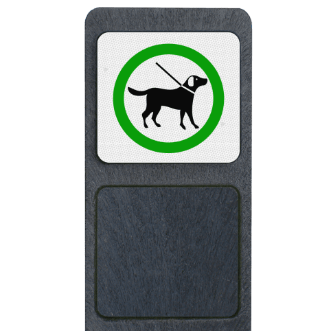 Verzwaarde bermpaal met bord 'honden aan de lijn'