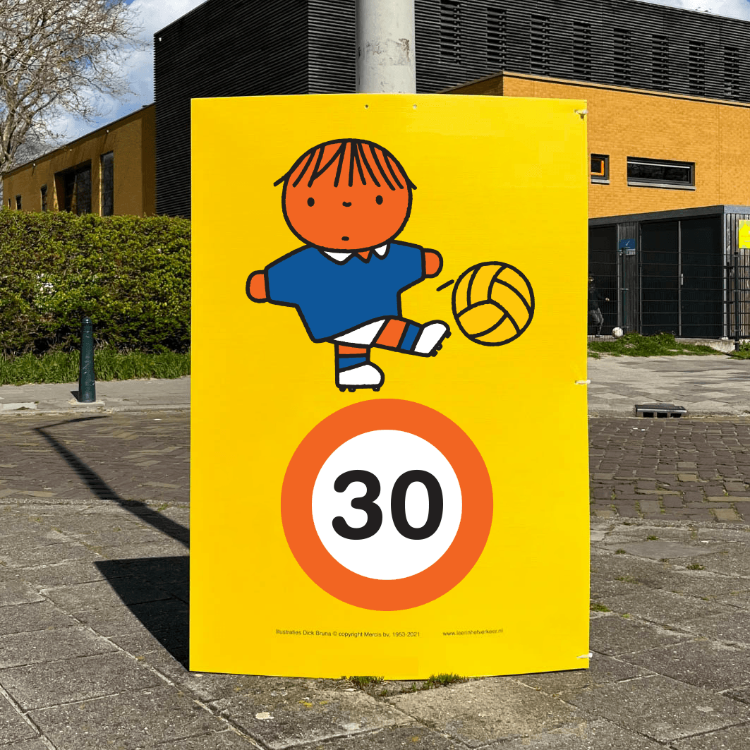 Sandwichbord Dick Bruna spelende kinderen (30km/u) - 60x80cm dubbelzijdig
