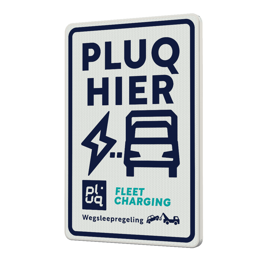 Verkeersbord oplaadpunt Pluq hier