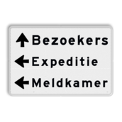 Verkeersbord route met 3 regels tekst en pijlen - reflecterend