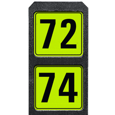 Bermpaal 1250x150x40mm met twee fluorescerende bordjes 119x109mm