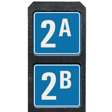 Bermpaal 1250x150x40mm met twee reflecterende bordjes 119x109mm
