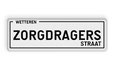Belgisch Alum. straatnaambord met een dubbel omgezette rand
