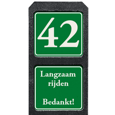 Bermpaal 1250x150x40mm met twee reflecterende bordjes 119x109mm