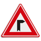 Verkeersbord - Vooraanduiding haakse bocht naar rechts