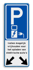 Verkeersbord parkeren elektrische voertuigen + pijlen - parkeerplaats vol?