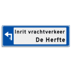 Verwijsbord KOKER Blauw/wit/zwart - pijl links, 2 regelig - zonder pictogram - Klasse 3 reflecterend